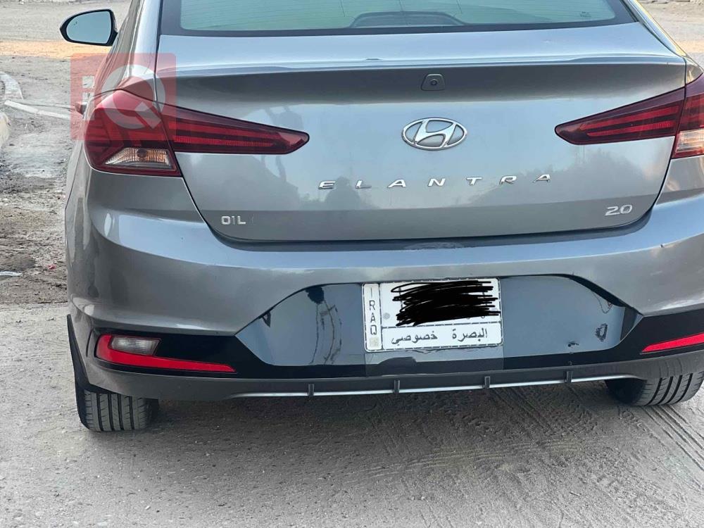 هیوندای ئەلەنترا
